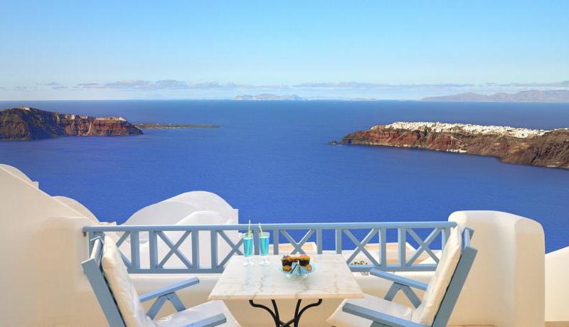 Absolute Bliss Imerovigli Suites