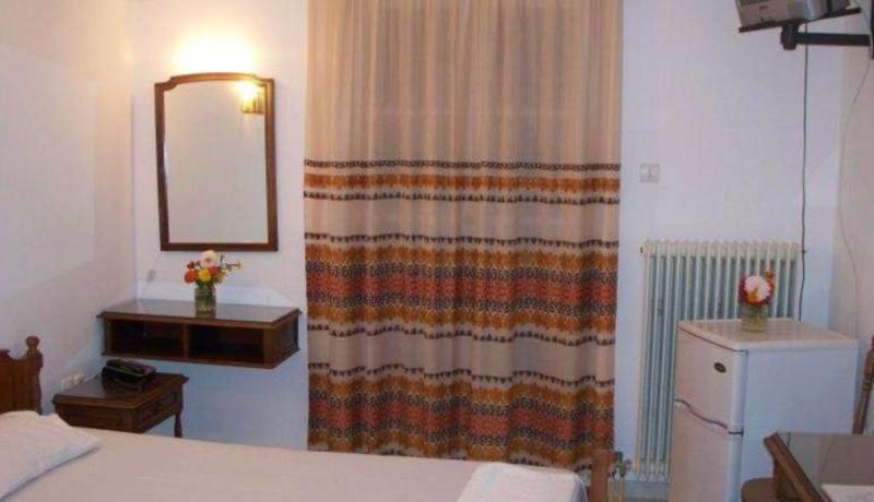 Adonis Hotel