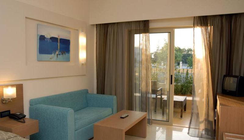 Atlantica Amalthia Beach Hotel