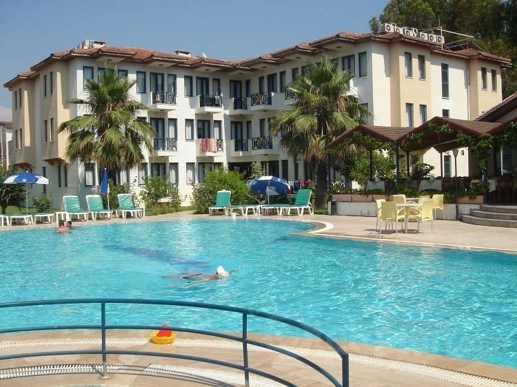 Bezay Hotel