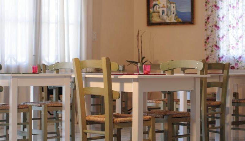 Aegina Hotel 
