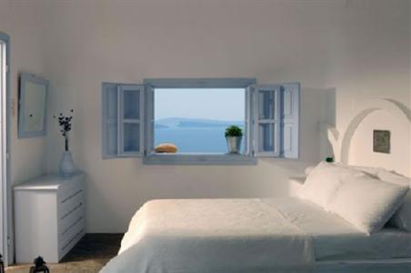 Armeni Village Rooms & Suites