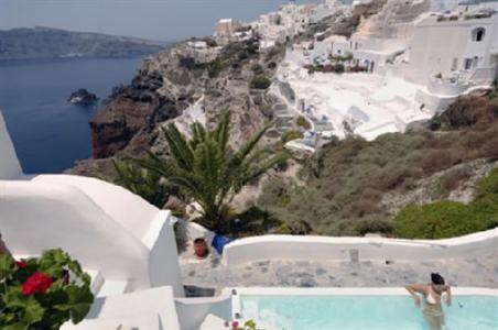 Armeni Village Rooms & Suites