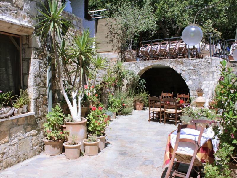 Arolithos Traditional Cretan Village