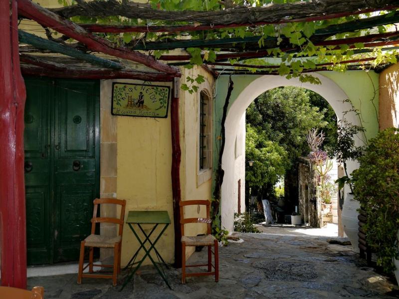 Arolithos Traditional Cretan Village