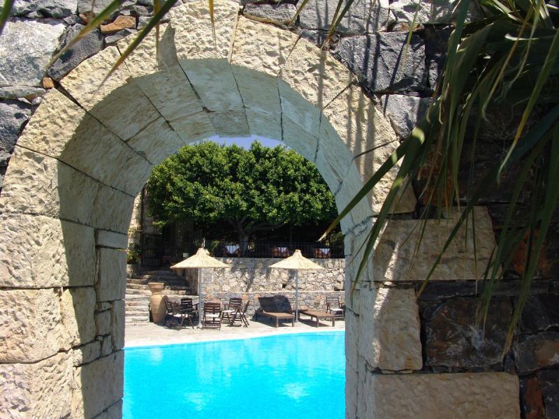 Arolithos Traditional Cretan Village
