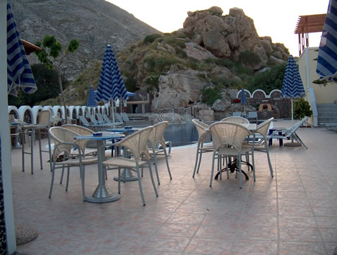 Black Sand Hotel & Apartments