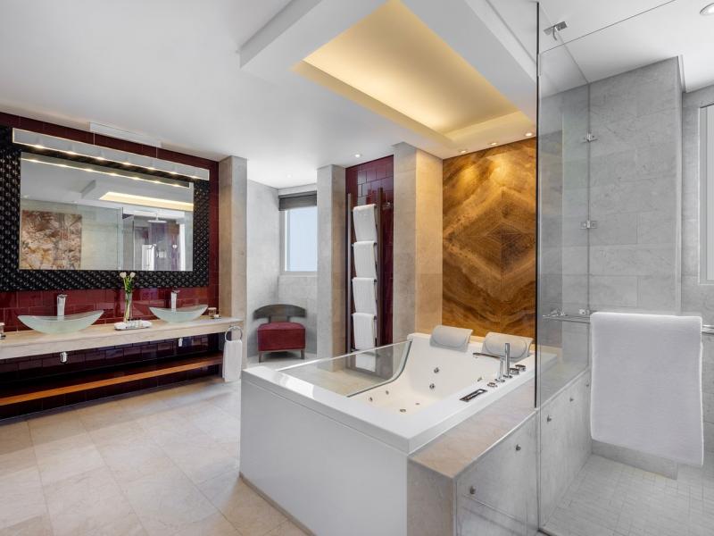 Grand Millennium Al Wahda