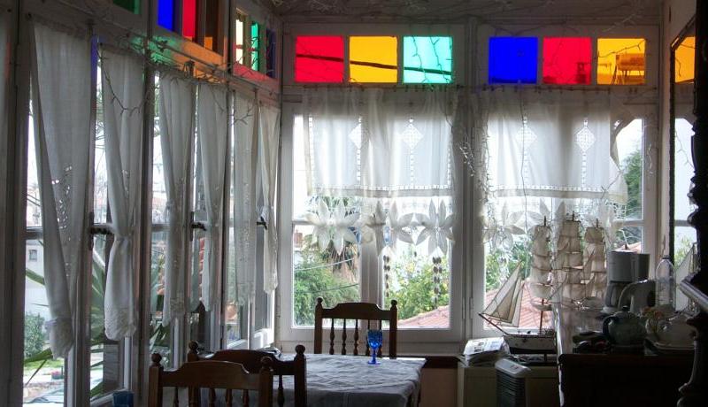 Aeginitiko Archontiko