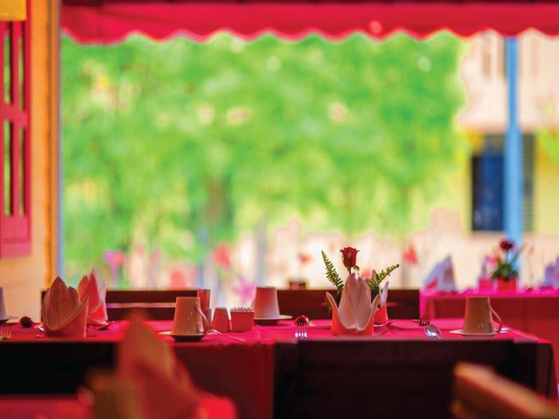 Simply Resort By Metadee