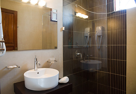 Gloria Maris Hotel Suites & Villas