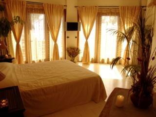 Gloria Maris Hotel Suites & Villas