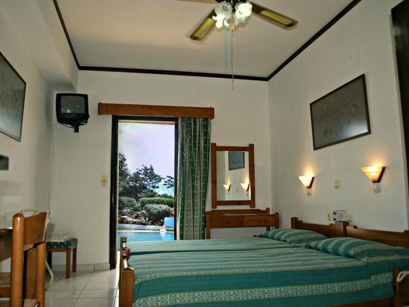 Iliostasi Beach Apartments