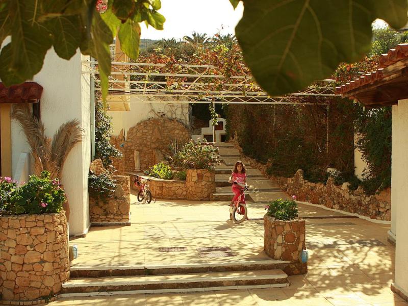 Iliostasi Beach Apartments