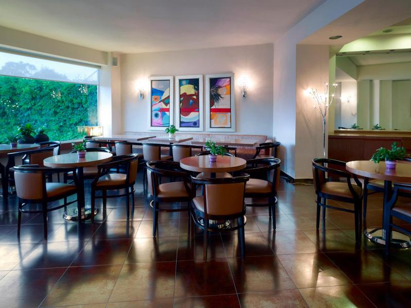Irida Hotel