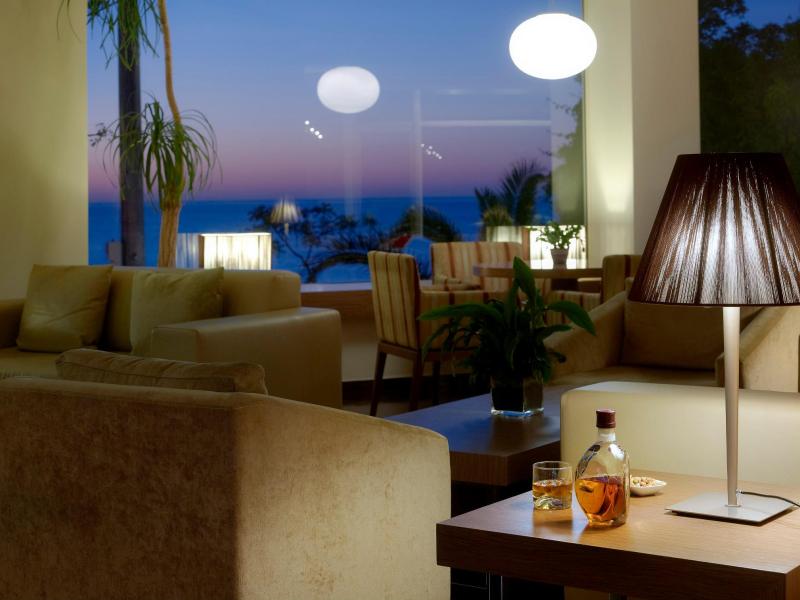 Irida Hotel