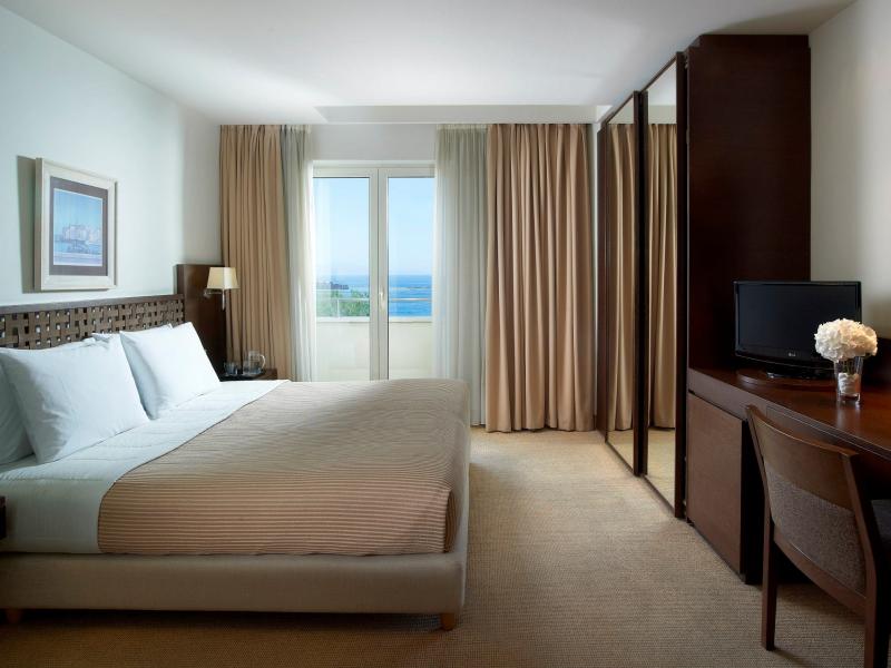 Irida Hotel