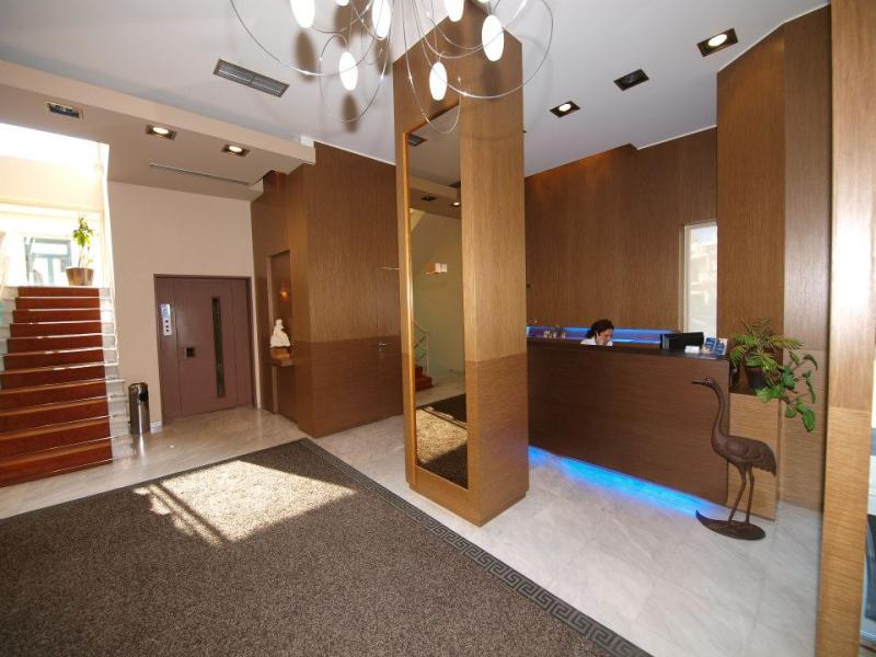 Irida Hotel
