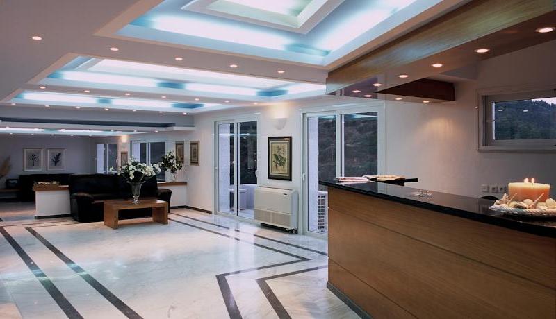 Cape Kanapitsa Hotel & Suites