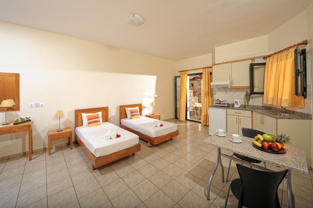 Kristalli Hotel Apartments