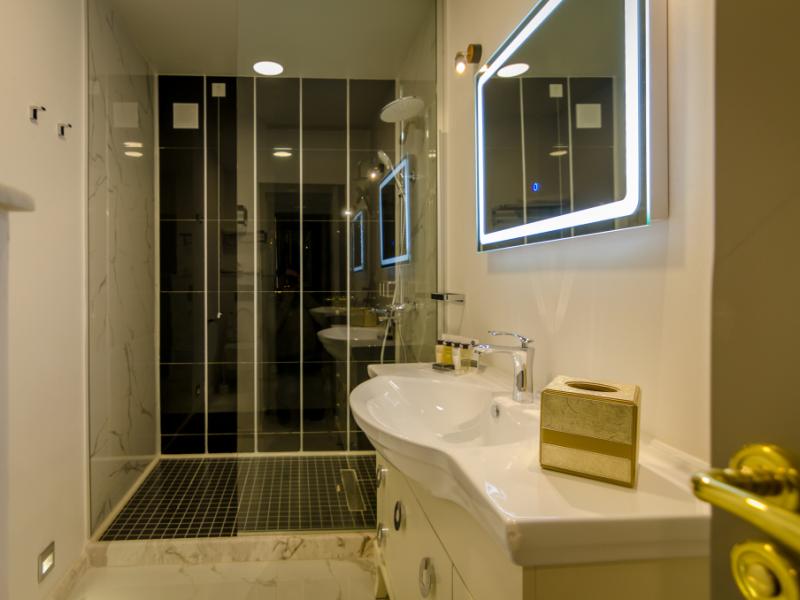 Hotel Lido by Phoenicia