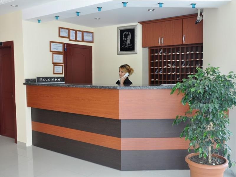 Primera Hotel & Apart