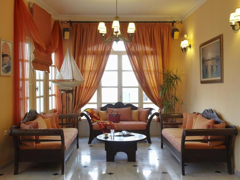 Nikolas Hotel