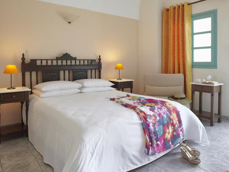 Nikolas Hotel