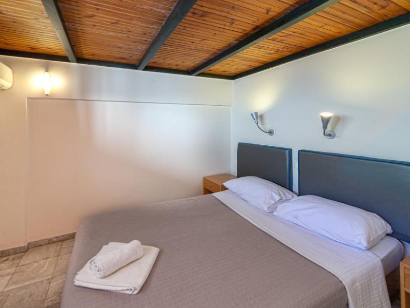 Olympic Suites Hotel Apartments (Olympic II)