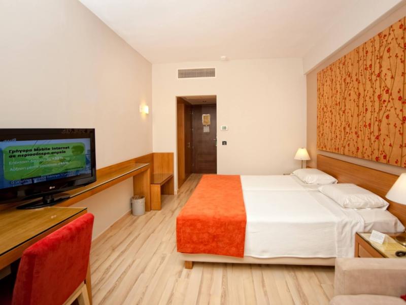 Pharae Palace Hotel