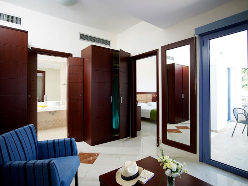 Porto Galini Seaside Resort & Spa