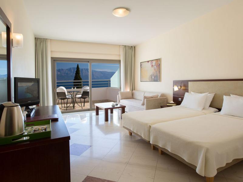 Porto Galini Seaside Resort & Spa