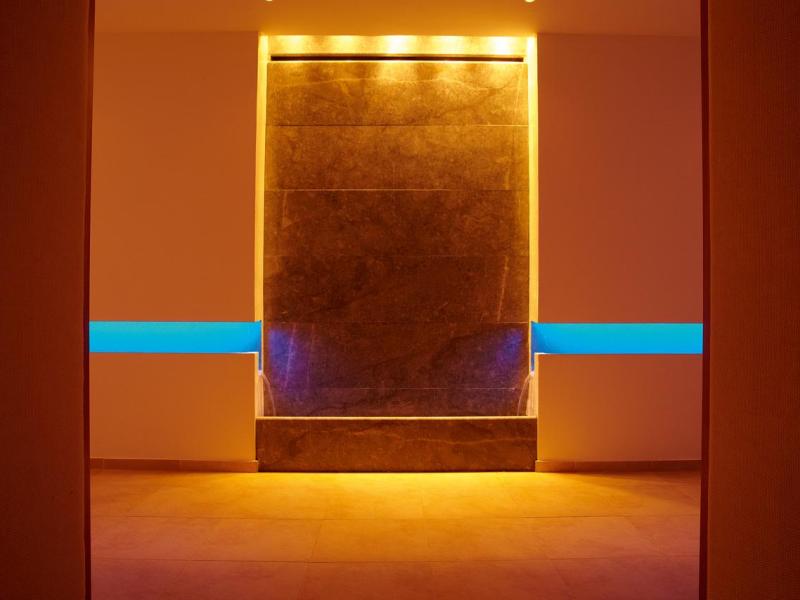 Grecotel Meli Palace