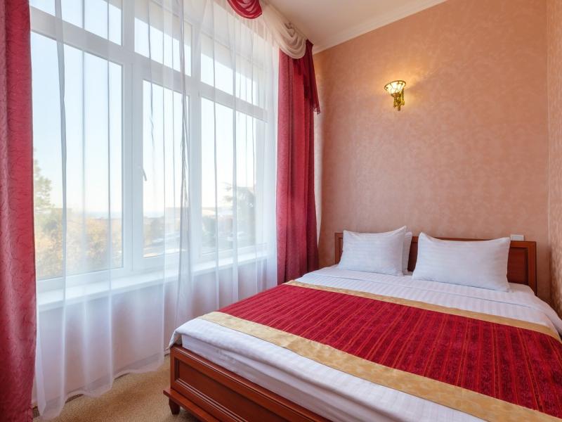 Феодосия (ул. Пушкина)