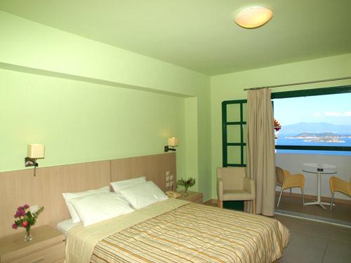 Skiathos Club Hotel Suites