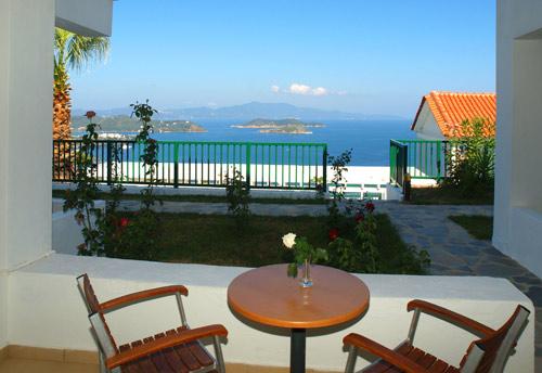 Skiathos Club Hotel Suites