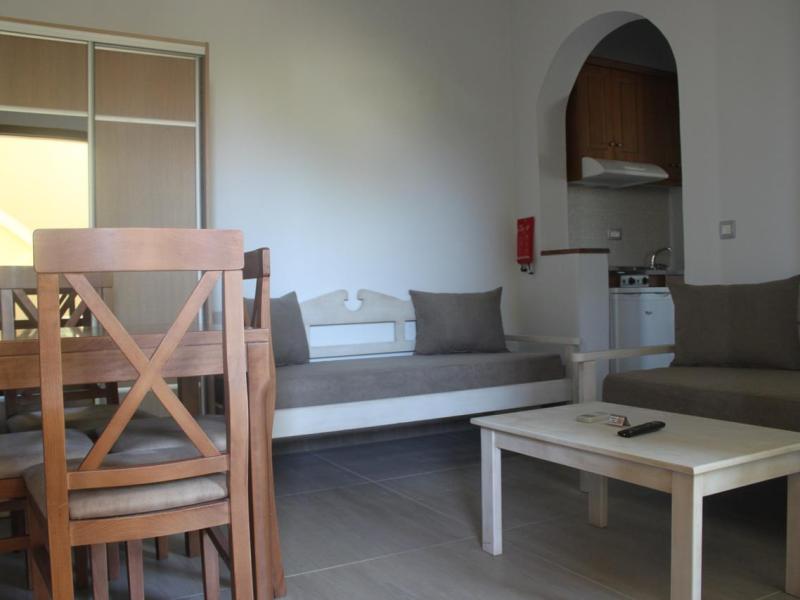 Sunny Suites