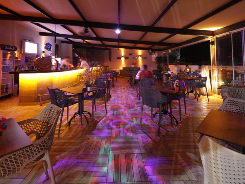 Golden Life Heights Deluxe Suite