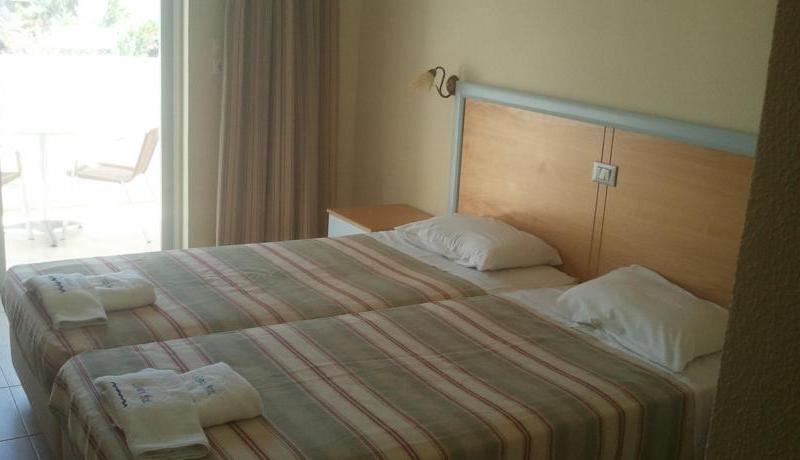 Cleopatra Hotels Kris Mari