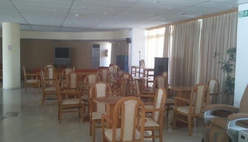 Cleopatra Hotels Kris Mari