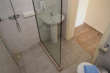 Отель Antonis G. Hotel Apartments Кипр, Ларнака, фото 12