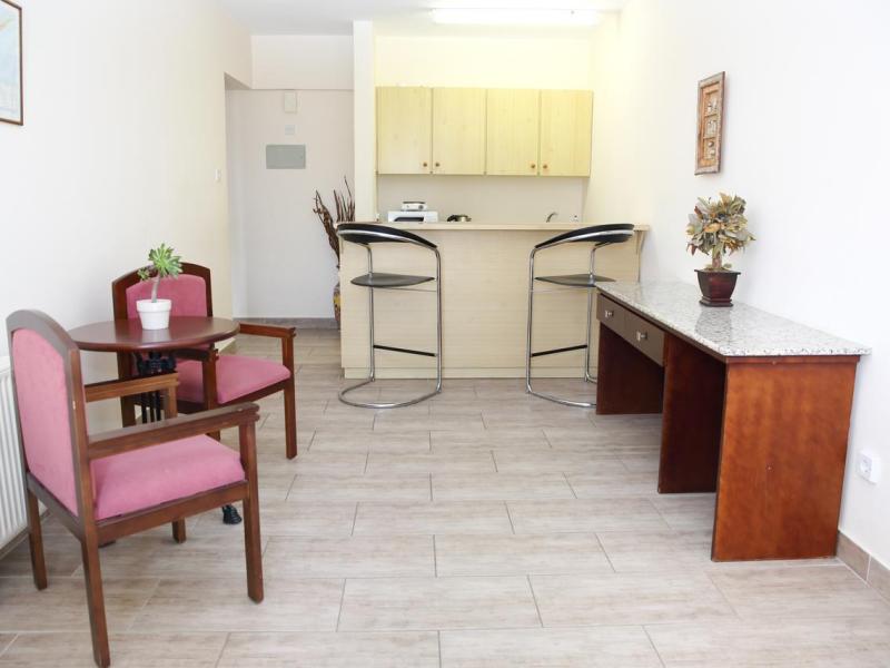 Antonis G. Hotel Apartments