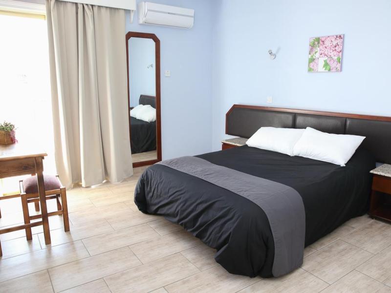Antonis G. Hotel Apartments