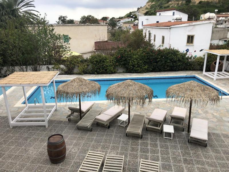 Antonis G. Hotel Apartments