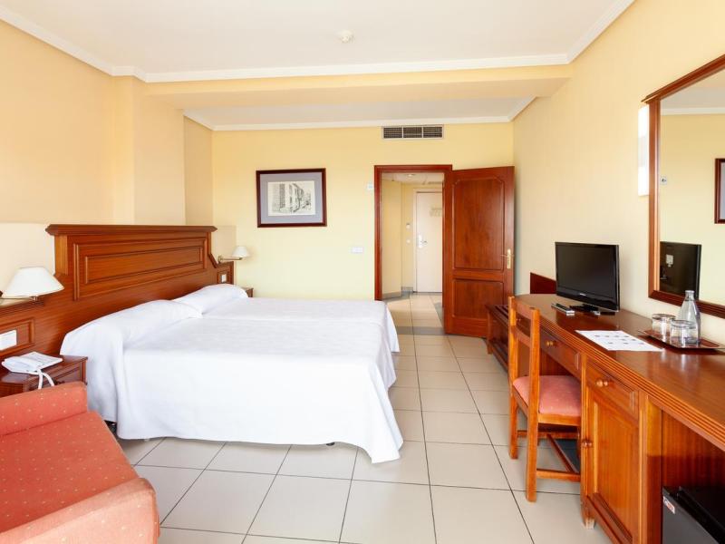 Turquesa Playa Apartments