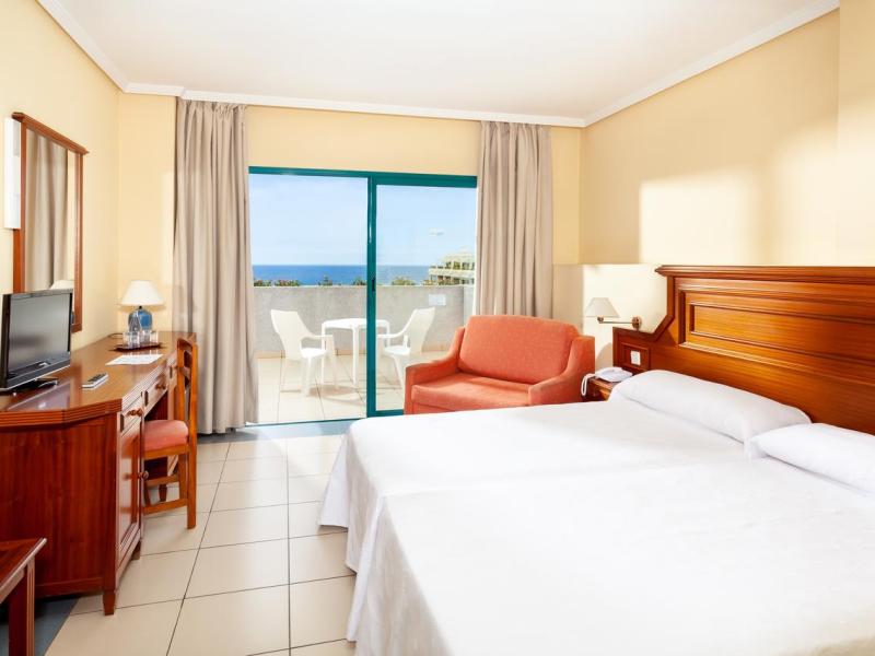 Turquesa Playa Apartments