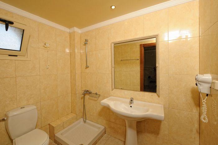 Pela Sofia Apartments