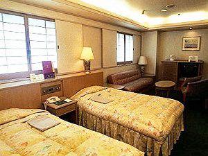 Shin Osaka Esaka Tokyu Inn