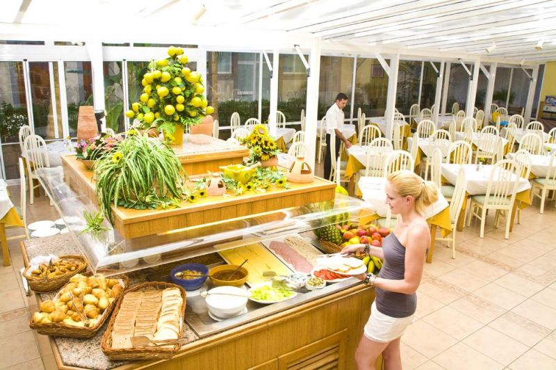 JS Porto Colom Suites