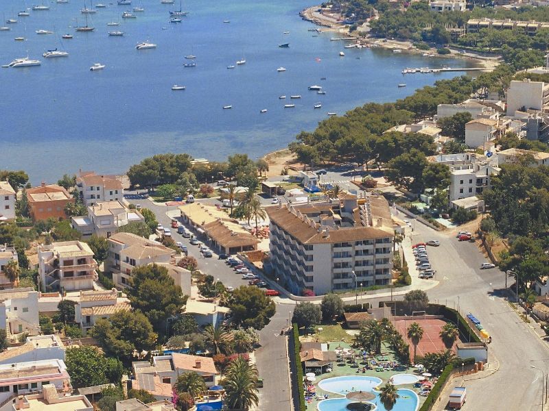 JS Porto Colom Suites